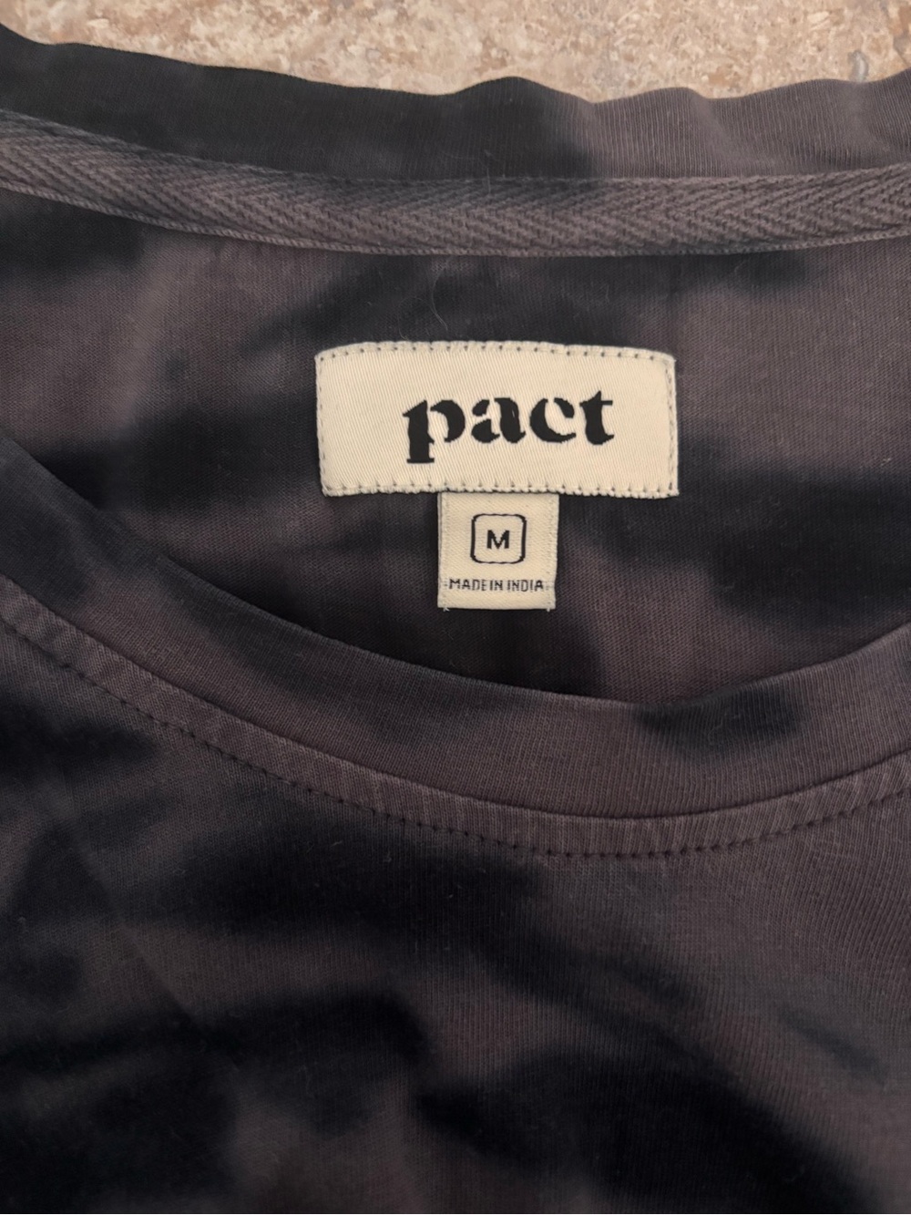 EUC Pact Organic Cotton Long Sleeved Shirt Sz M Tie Dye Purple Navy Blue/Black - Picture 3 of 7